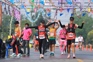 BIB: 
                            <button type="button" onclick="openModal(9915153)" class="btn btn-primary btn-sm float-right btn-popup" data-toggle="modal" data-target=".modal-high-quality">
                        <i class="fas fa-shopping-cart"></i> Add to Cart
                    </button>
                                            <button type="button" onclick="isThisMe(9915153, true)" class="btn btn-success btn-sm float-right btn-popup btn-isme hidden" data-toggle="tooltip" data-placement="bottom" title="นี่คือรูปของคุณใช่ไหม คลิกที่นี่เพื่อเอาเข้าอัลบั้ม">
                        <i class="fas fa-plus"></i> Add to album
                    </button>
                    <button type="button" onclick="isThisMe(9915153, false)" class="btn btn-warning btn-sm float-right btn-popup btn-isnotme hidden">
                        <i class="fas fa-ban"></i> Remove from album
                    </button>